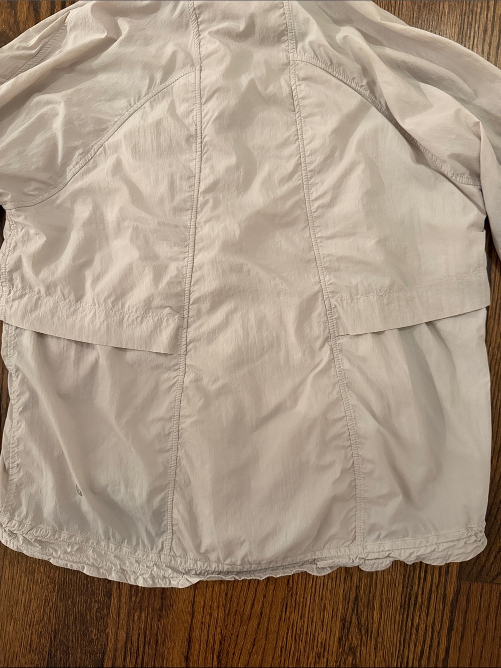 lululemon Light Gray Hooded  light weight Windbreaker Jacket - Picture 6 of 8